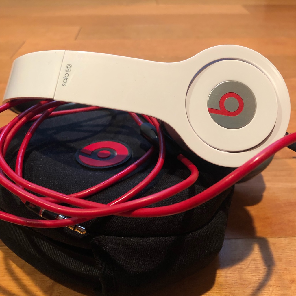 Beats By Dr Dre Solo Hd  White With Case